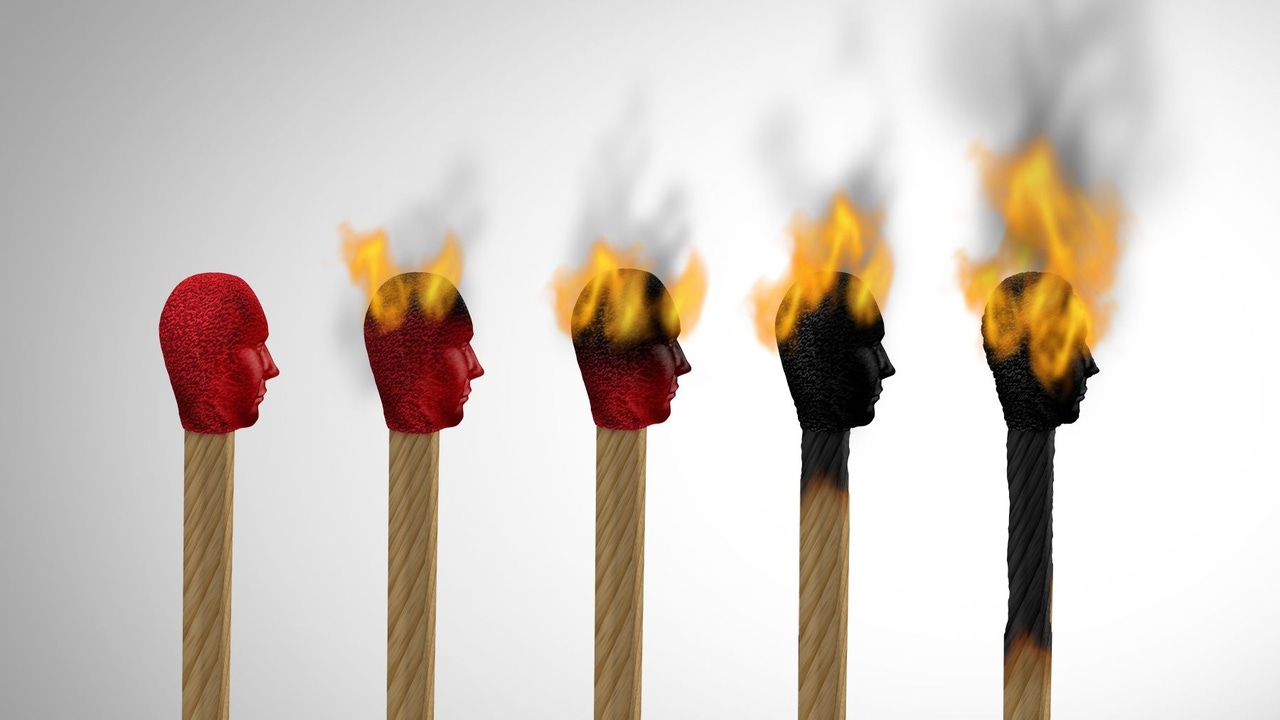 Five heads on matchsticks; flames grew higher toward the right of image